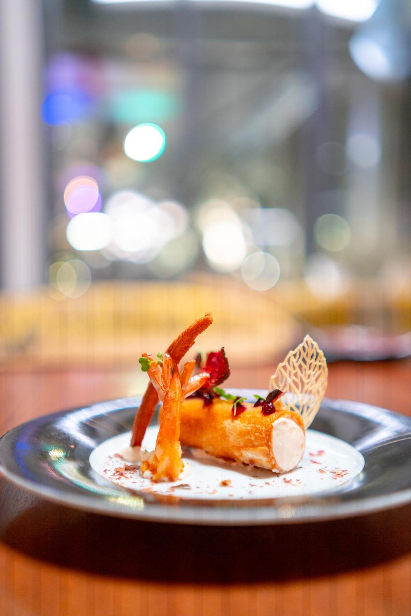 Mövenpick Hotel du Lac Tunis Exteriör bild A dessert